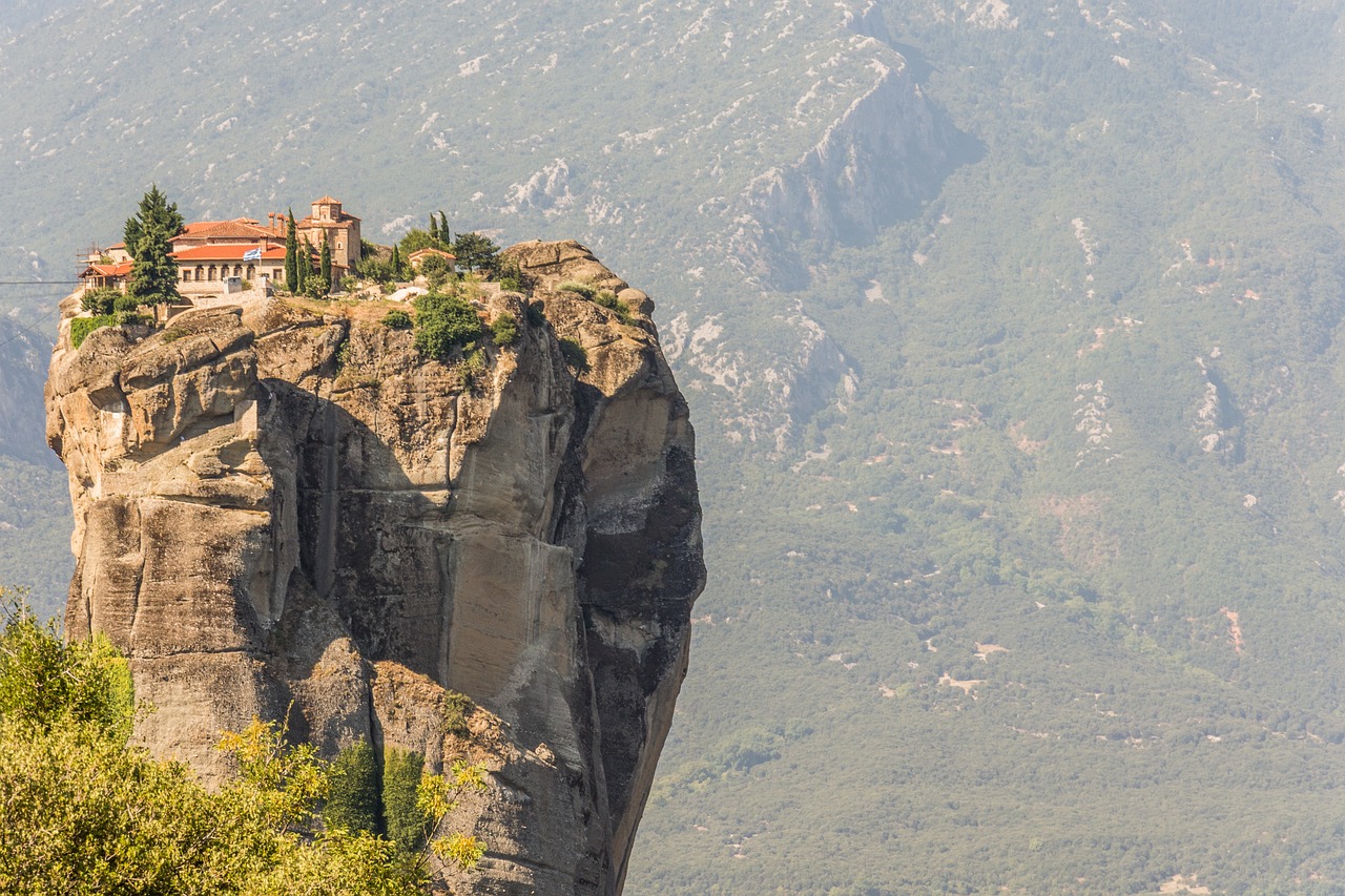 Majestic Meteora: 3-Day Monastery and Nature Adventure